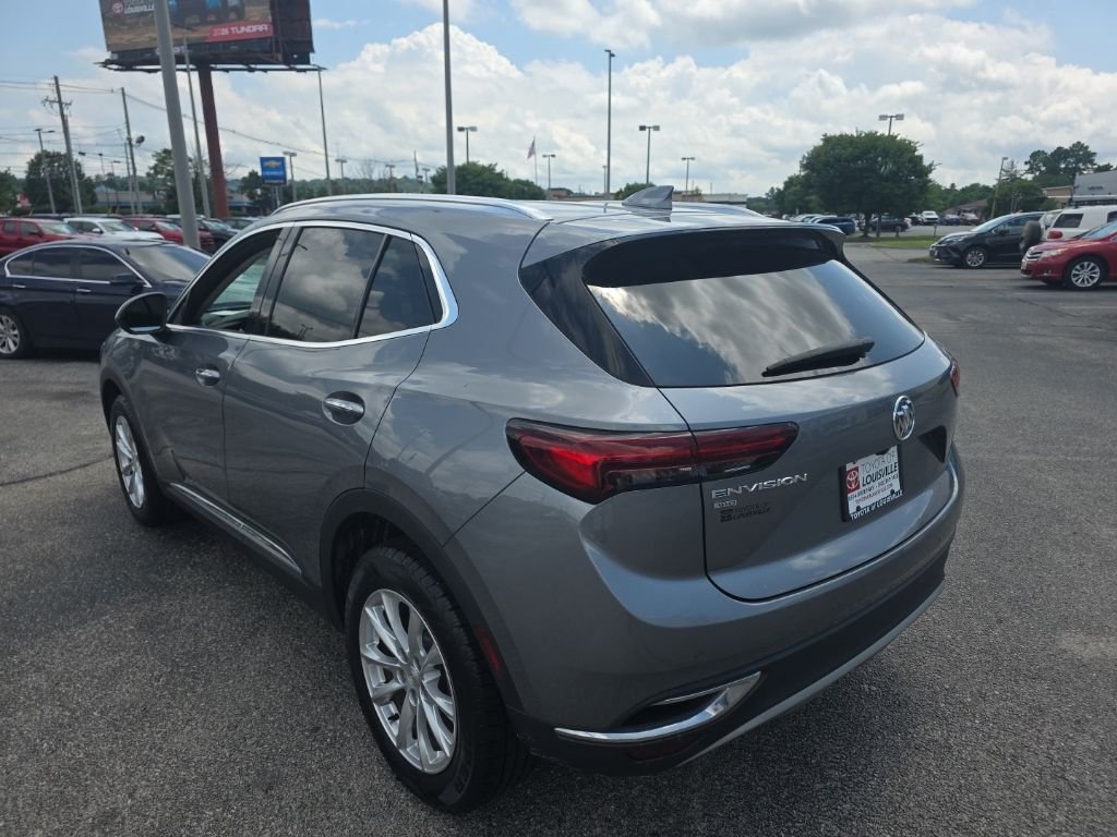 Used 2021  Buick Preferred image 6