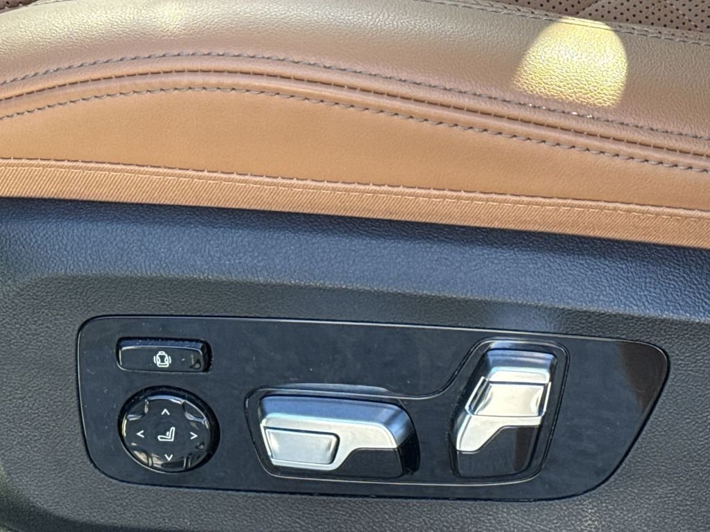 Certified Used 2025 White BMW xDrive40i image 12