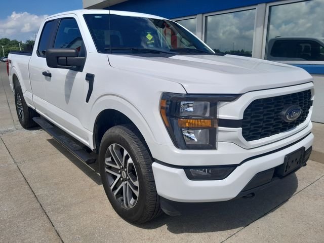 Used 2023 White Ford XL image 3