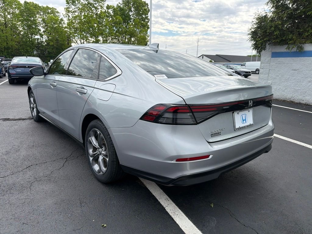 2024 Honda Accord EX - Photo 3