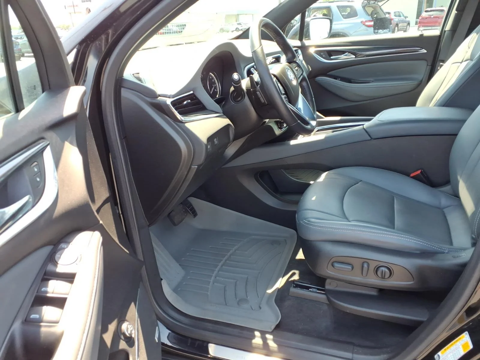 Used 2023 Ebony Twilight Metallic Buick Essence image 20