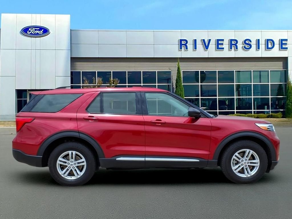 Used 2023 Red Metallic Ford XLT image 8