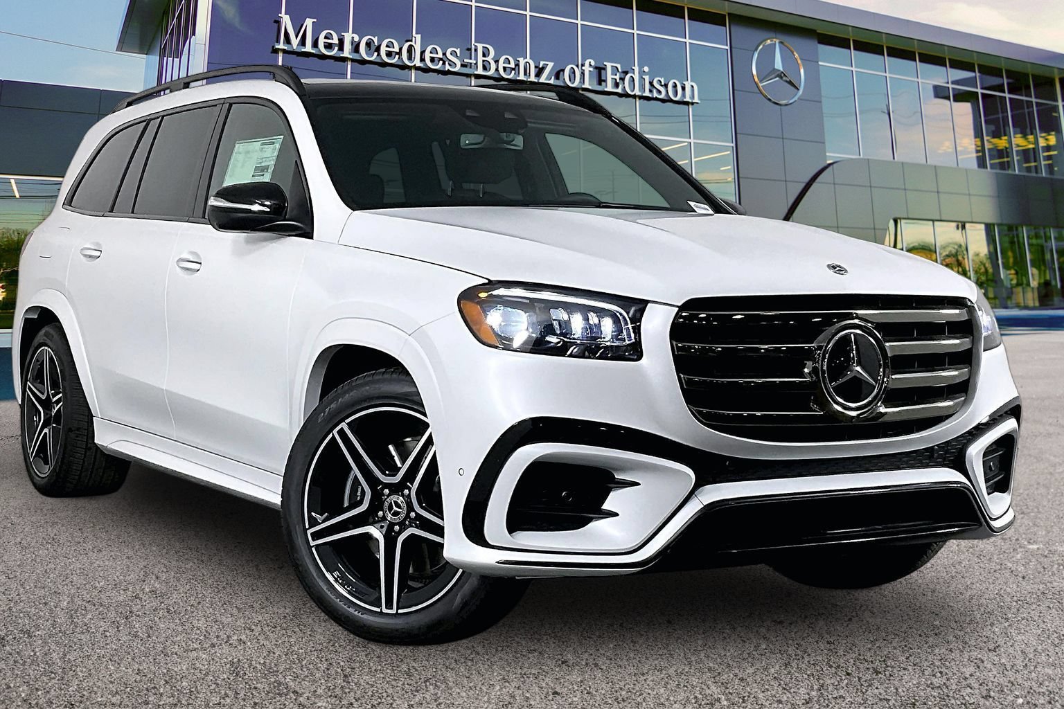New 2026 MANUFAKTUR Moonlight White Magno Mercedes-Benz GLS 450 image 15
