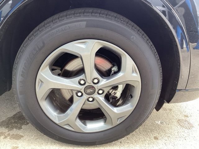 Certified Used 2024 Black Metallic Ford ST-Line image 9