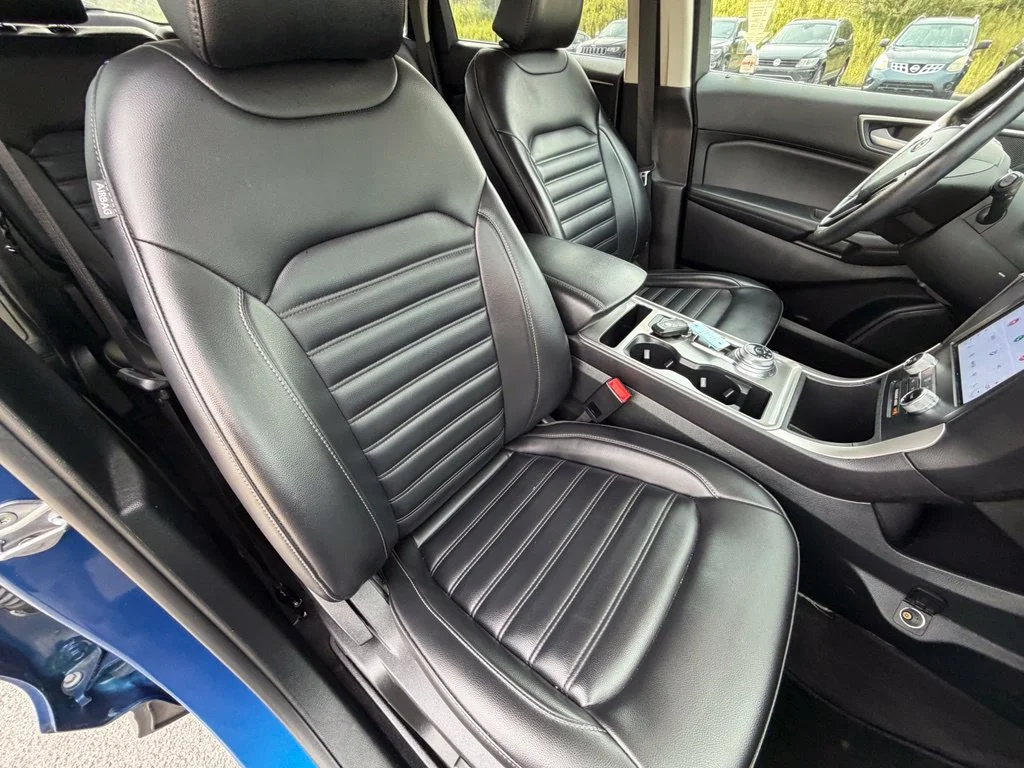 Used 2024 Blue Ford SEL image 38