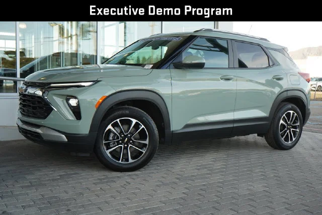 Used 2026 Cacti Green Chevrolet LT image 4