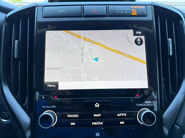 Used 2022 Black Subaru Onyx Edition image 12