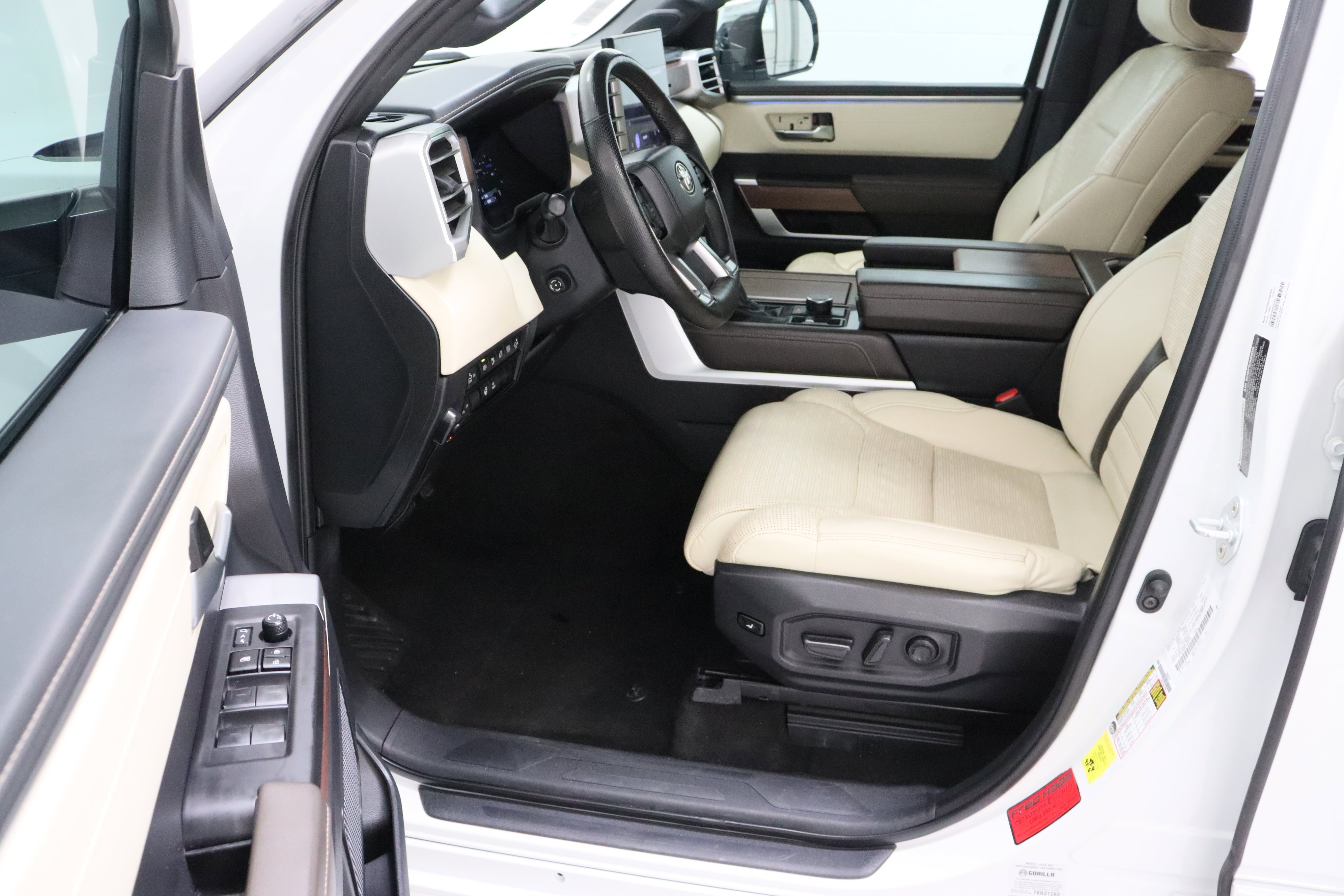 Used 2023 Wind Chill Pearl Toyota 1794 Edition Hybrid 3.4T image 14