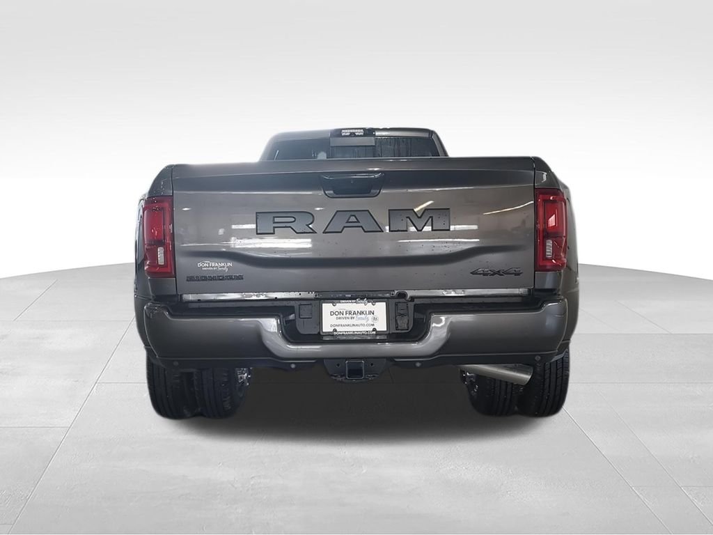 New 2026 Granite Crystal Metallic Clearcoat RAM Big Horn image 7