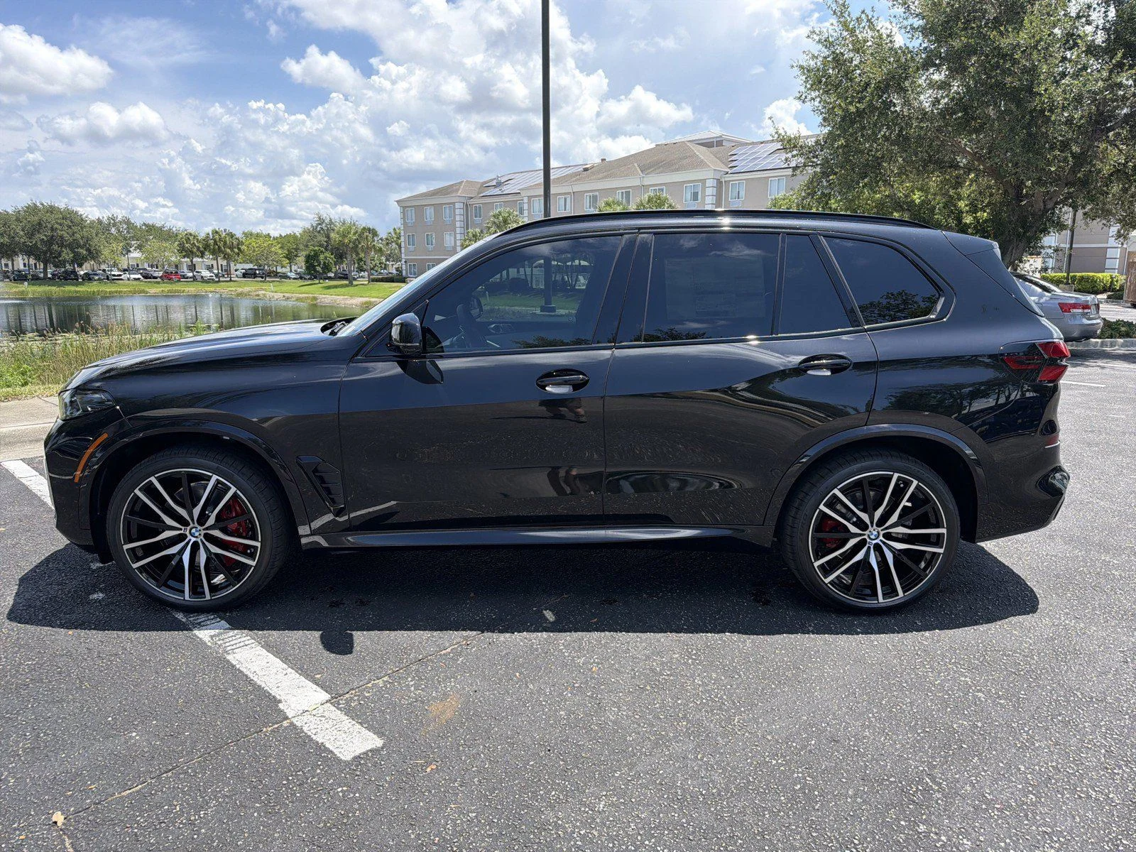 New 2026 Black Sapphire Metallic BMW sDrive40i image 9