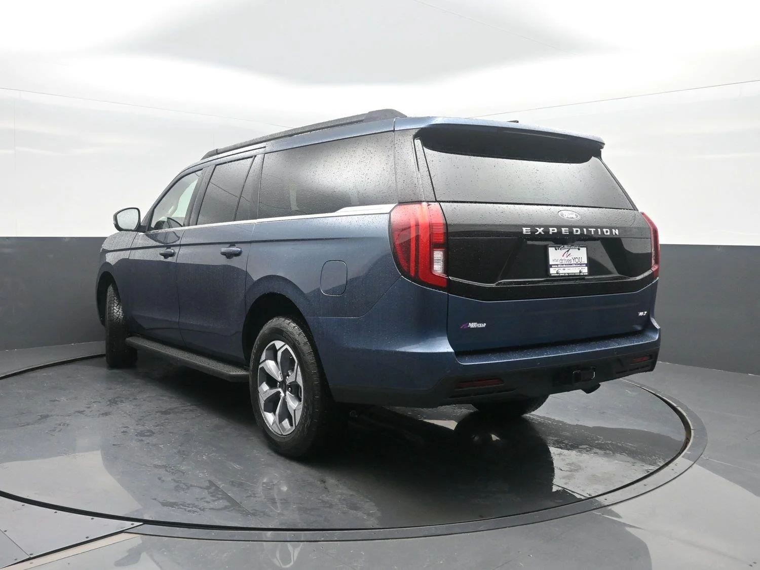 New 2027 Nocturnal Blue Metallic Ford MAX Active image 43