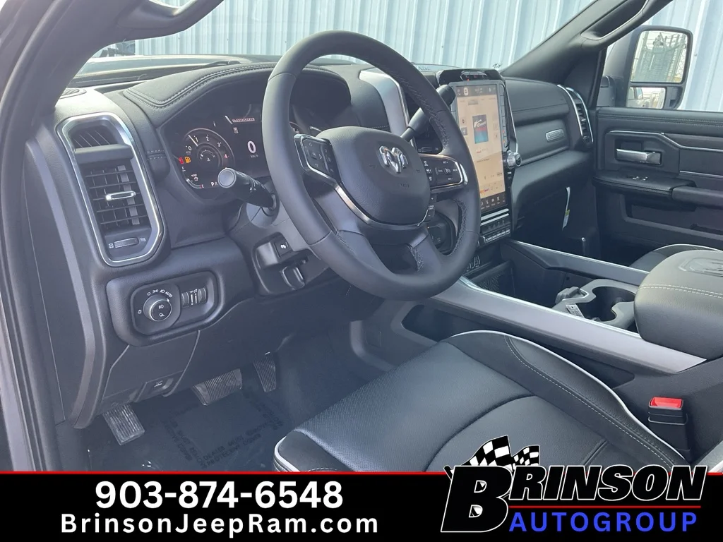 New 2026 Granite Crystal Metallic Clear-Coat Exterior Paint RAM Laramie image 12