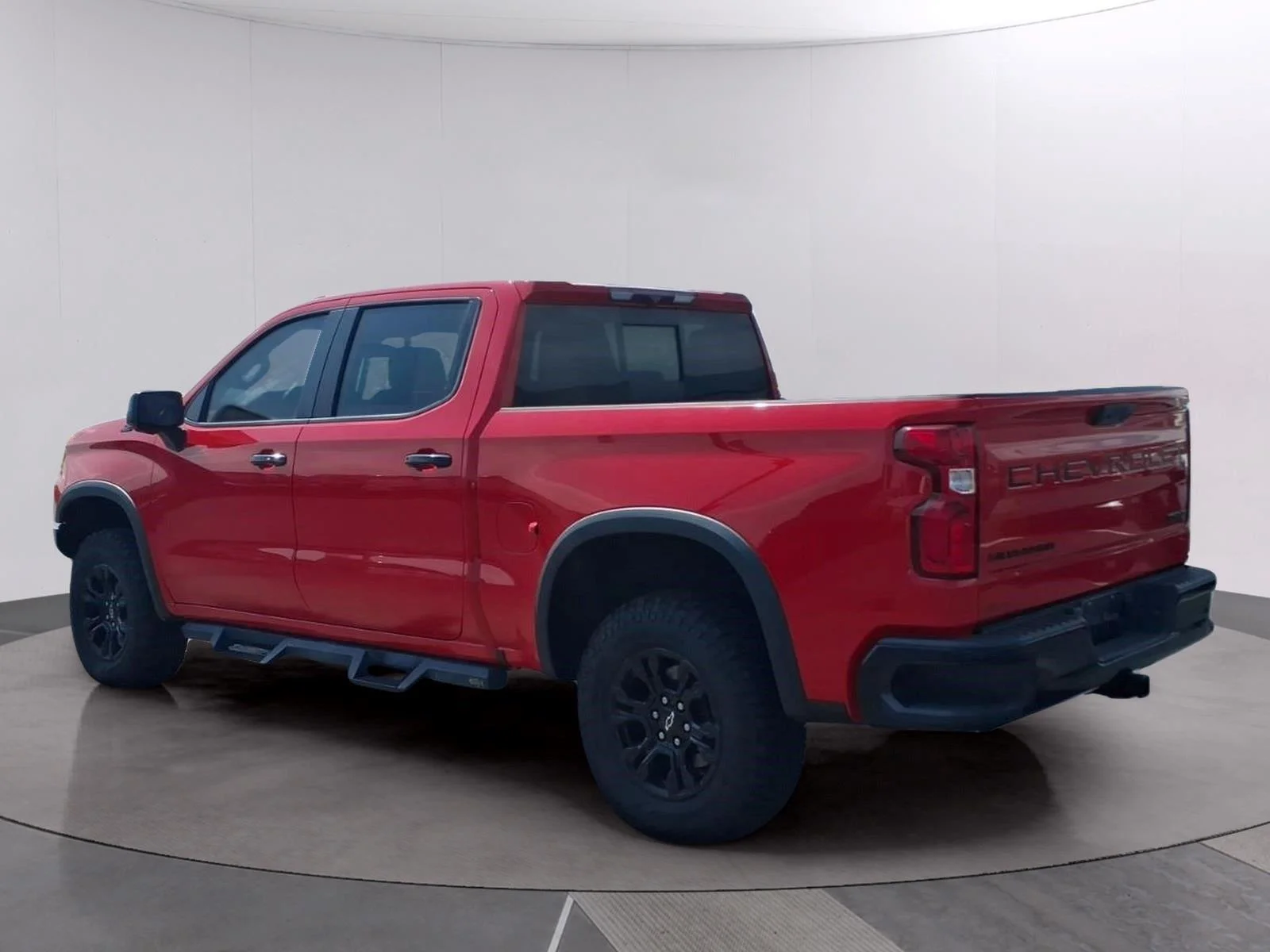 Used 2023 Red Hot Chevrolet ZR2 image 3