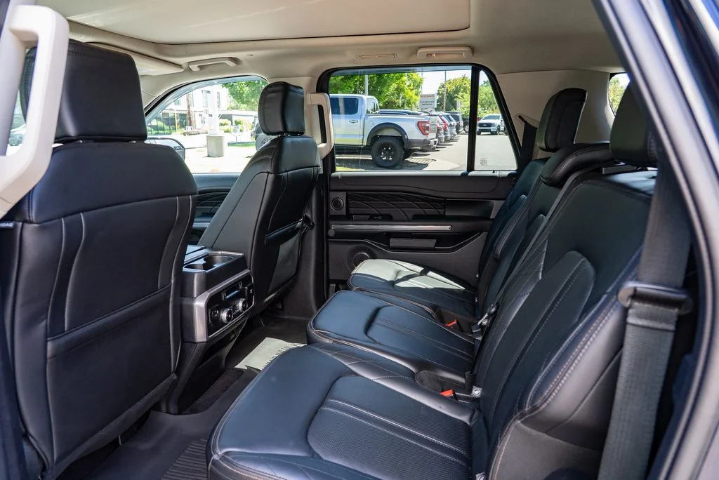 Used 2021 Blue Ford Platinum image 26