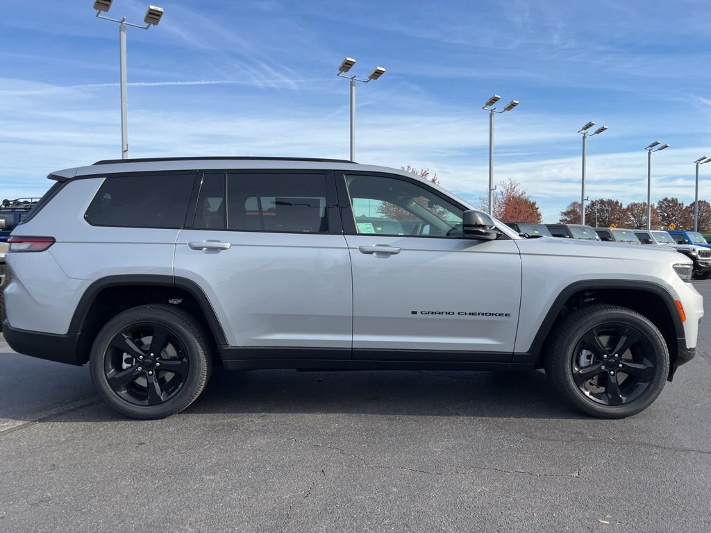 2025 Jeep Grand Cherokee L Altitude - Photo 45