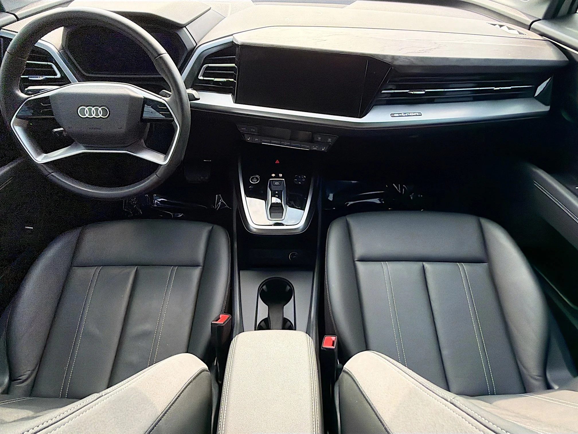 Used 2025 Glacier White Audi Premium image 15