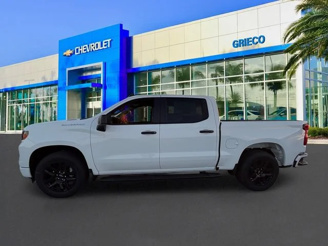New 2026 Summit White Chevrolet Custom image 4