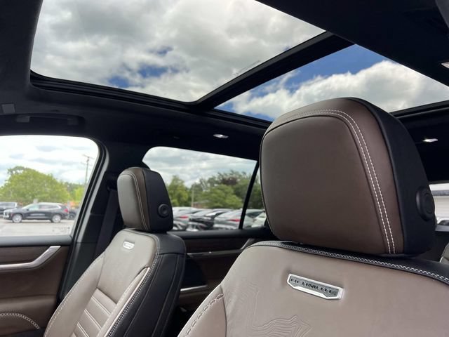2026 GMC Acadia Denali Ultimate - Photo 21