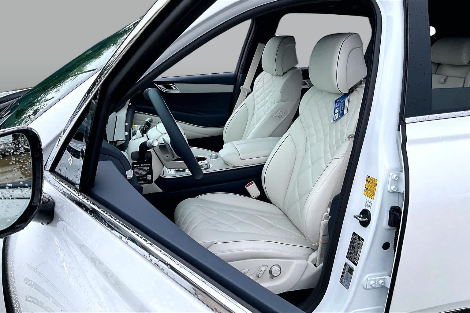Used 2026 Uyuni White Genesis 3.5T Prestige image 8