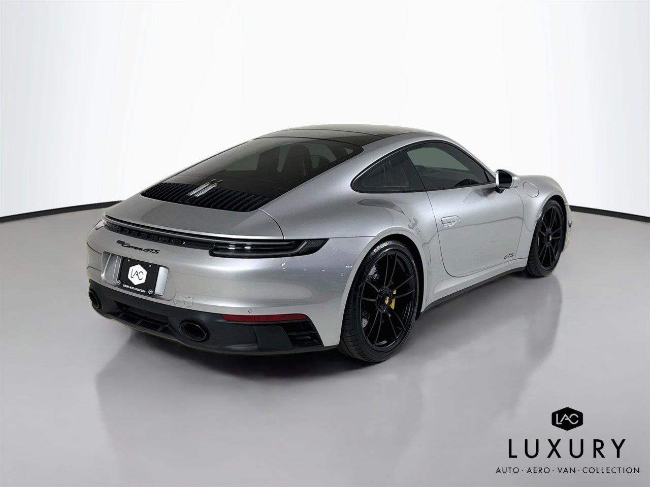 Used 2024 GT Silver Metallic Porsche Carrera GTS | Ceramic Brakes | Ventilated Seats | Only 4K Miles image 5
