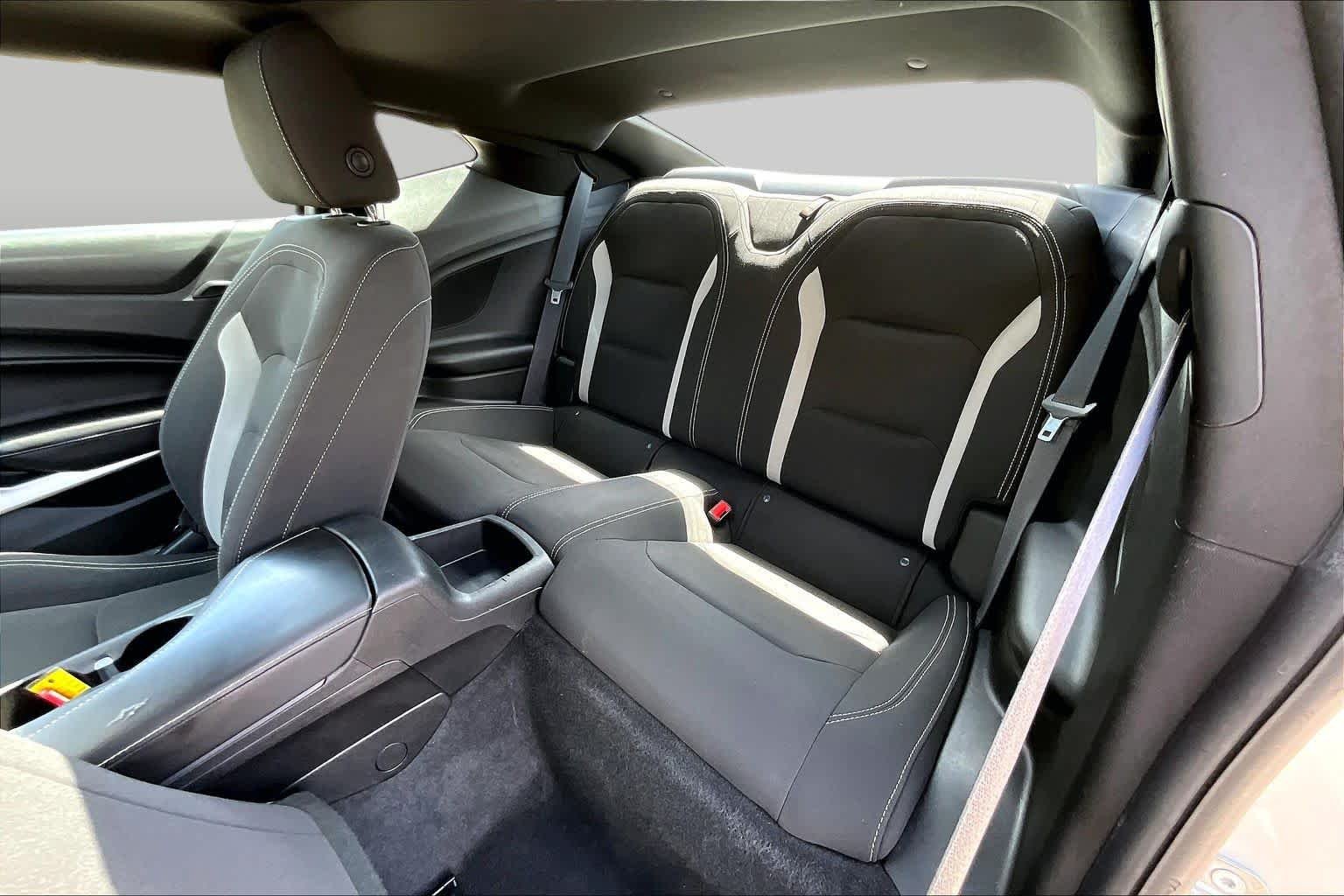 Used 2018 Silver Ice Metallic Chevrolet 1LT image 24
