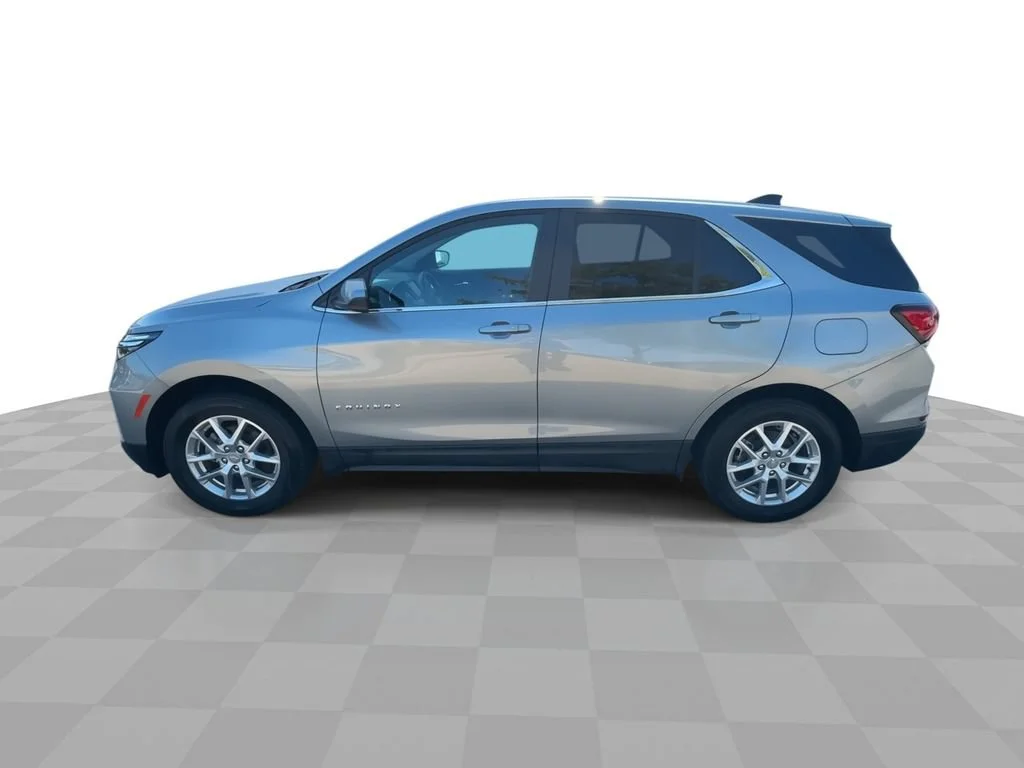 Used 2023 Sterling Gray Metallic Chevrolet LT image 5