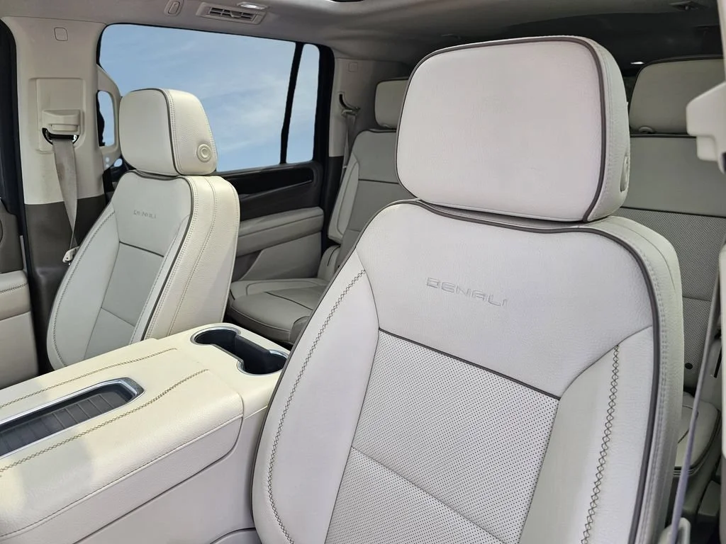 Used 2023 Onyx Black GMC Denali image 19
