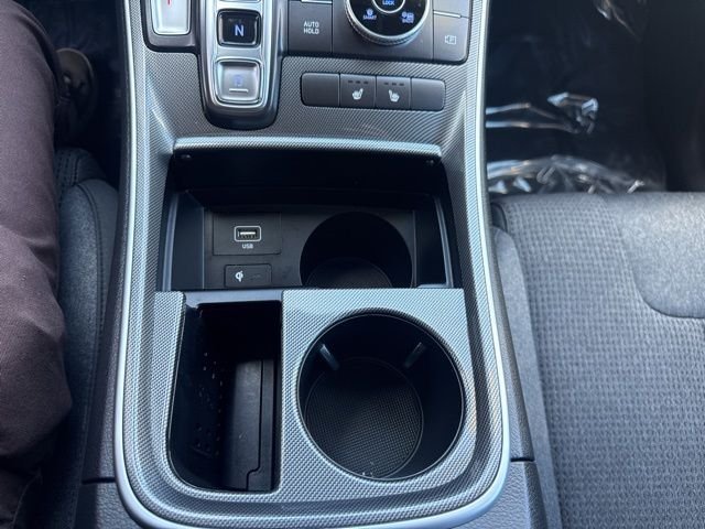 Used 2023 Shimmering Silver Pearl Hyundai SEL image 15