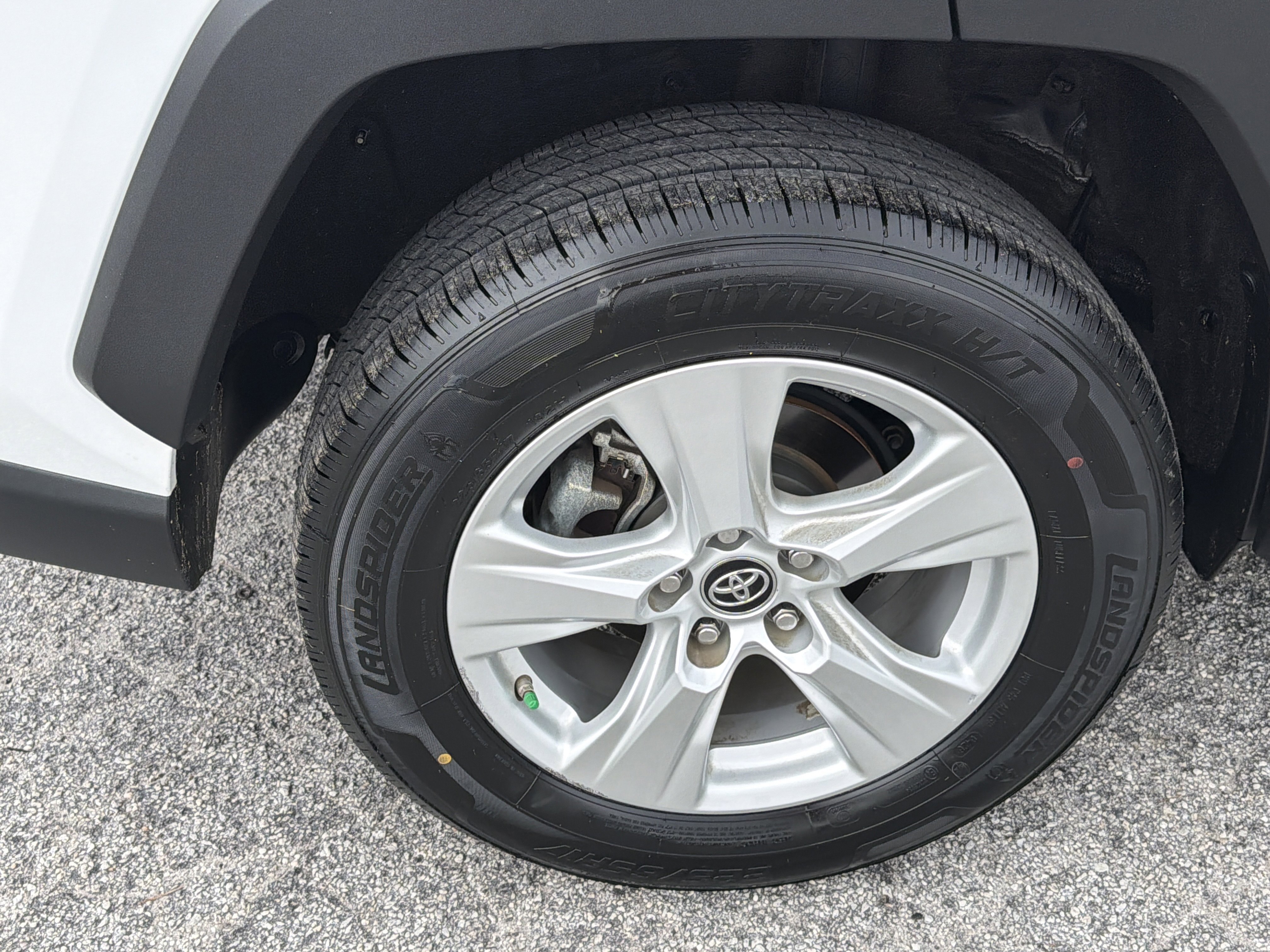 Used 2019 Super White Toyota XLE image 20