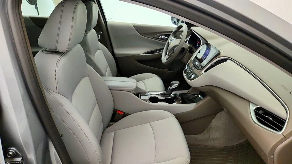Used 2024 Sterling Gray Metallic Chevrolet 4dr Sedan 1LT image 23