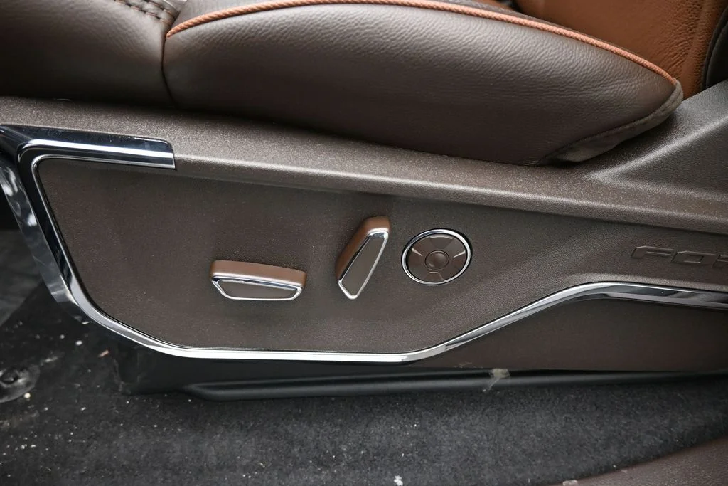 New 2026 Agate Black Metallic Ford King Ranch image 10