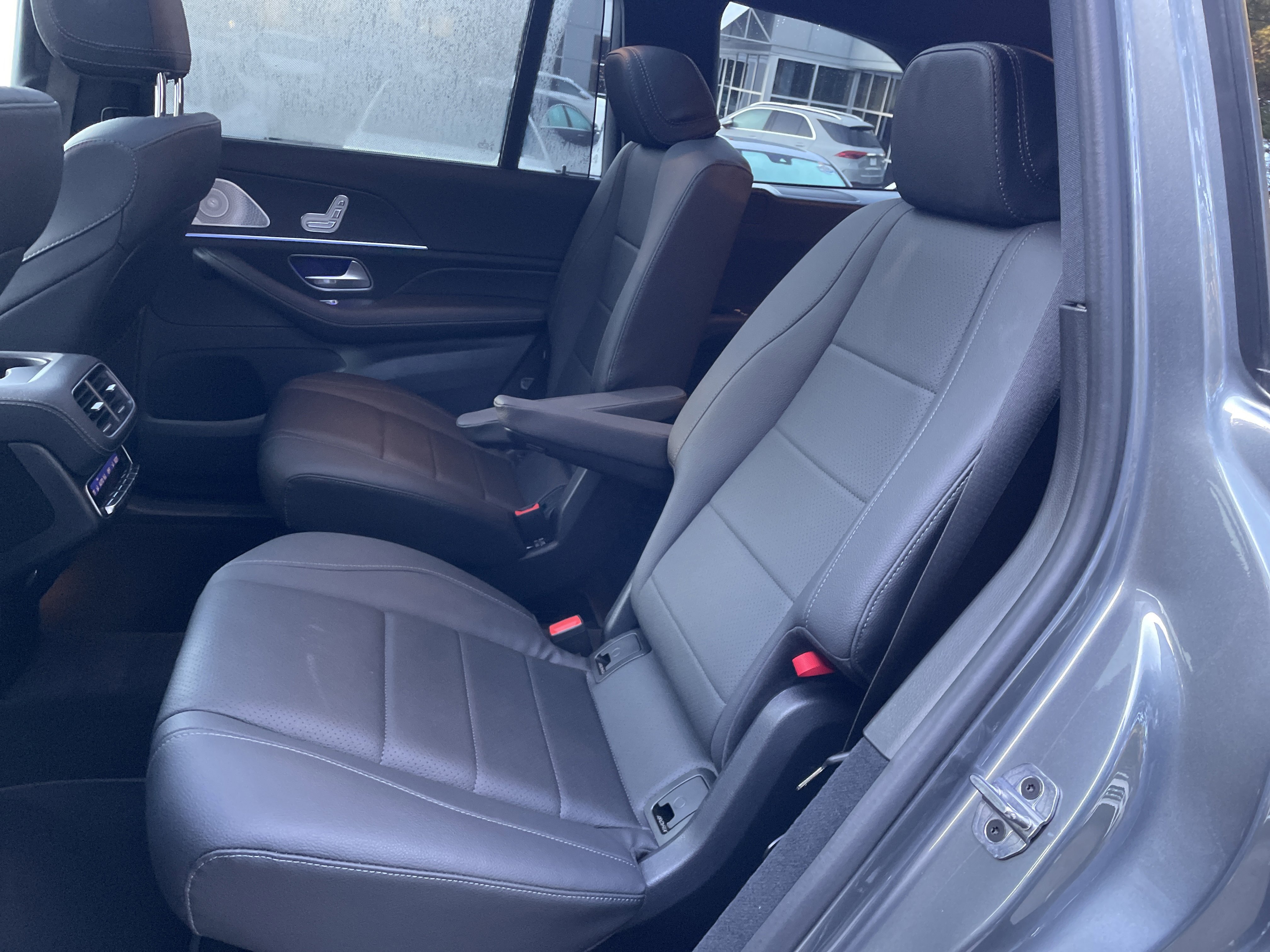 2025 Mercedes-Benz GLS Base - Photo 41