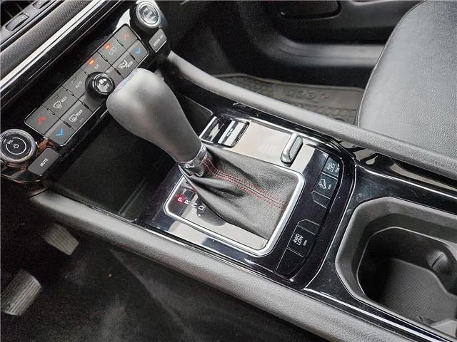 Used 2025 White Jeep Trailhawk 4x4 image 20