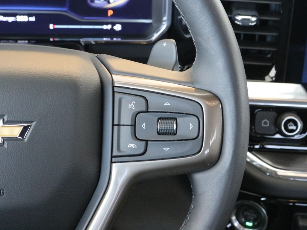Used 2023 Blue Chevrolet High Country image 12