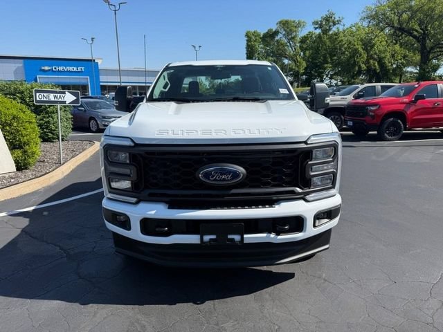 Used 2025 White Ford XL image 9