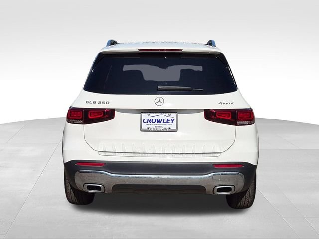 Used 2021  Mercedes-Benz GLB 250 image 5