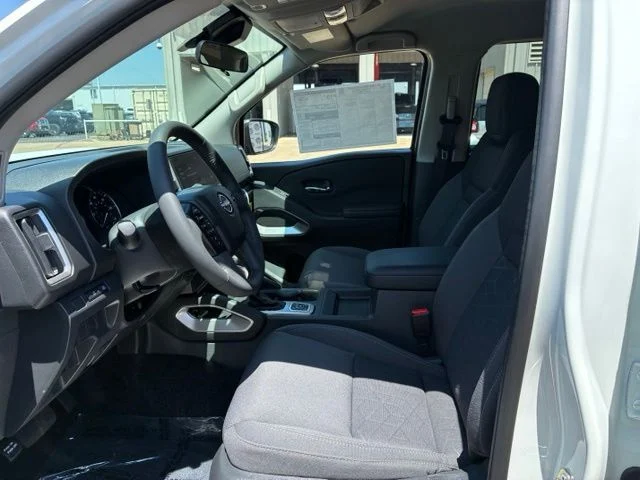 New 2026 Glacier White Nissan Crew Cab SV image 7