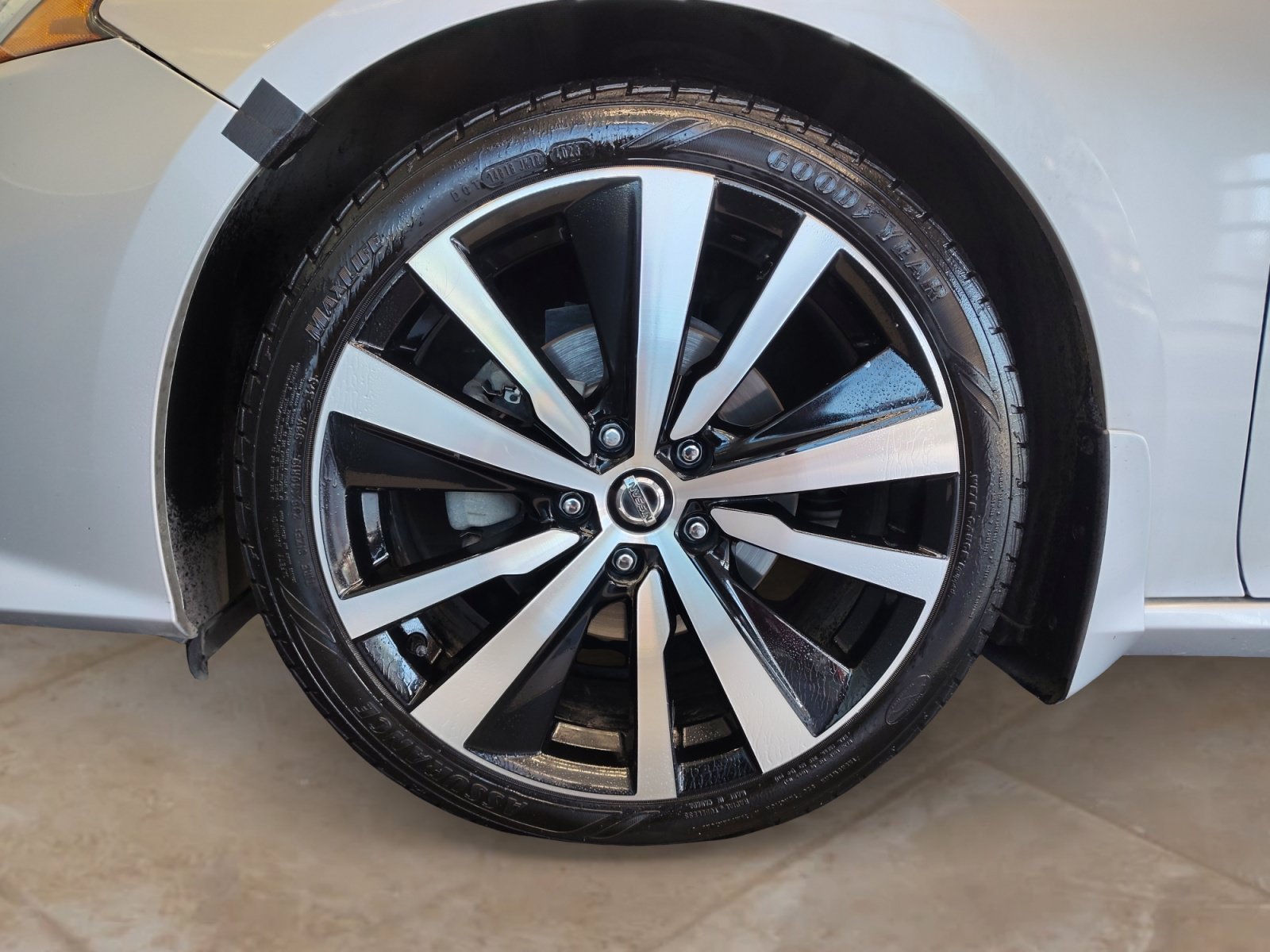 Used 2020 Brilliant Silver Metallic Nissan 2.5 Platinum image 28