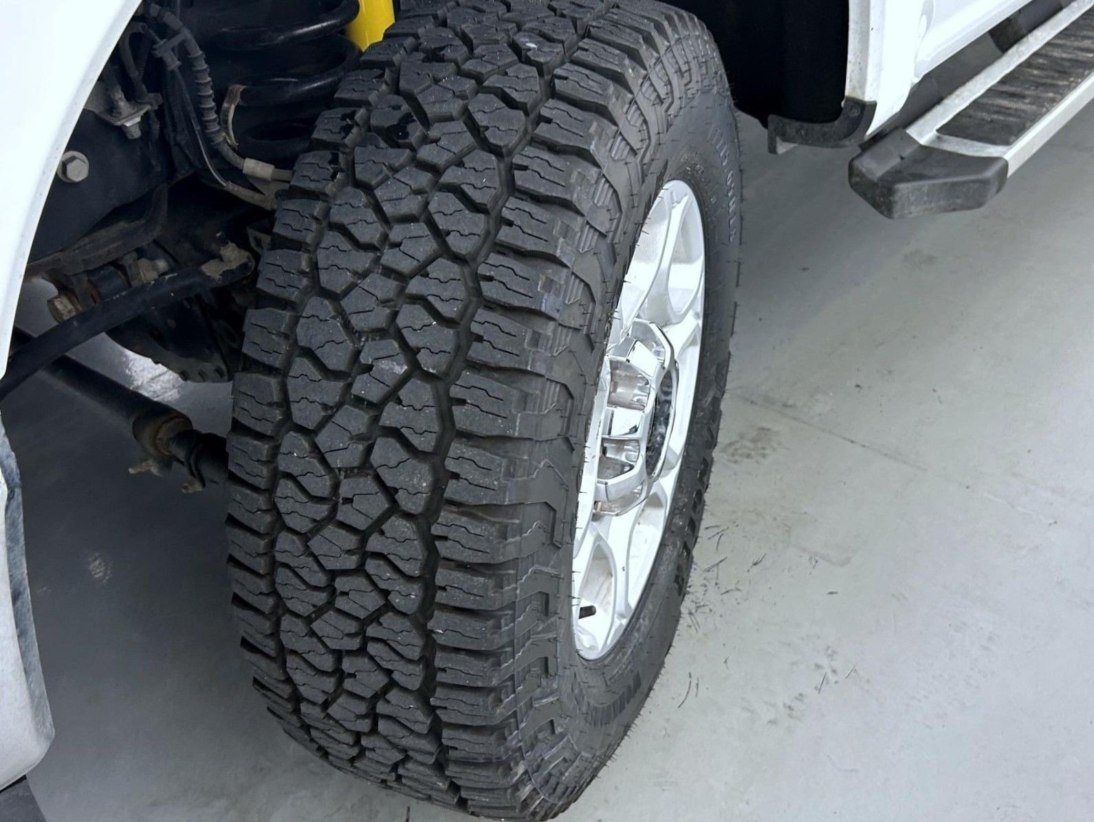Used 2025 White Ford XLT image 24