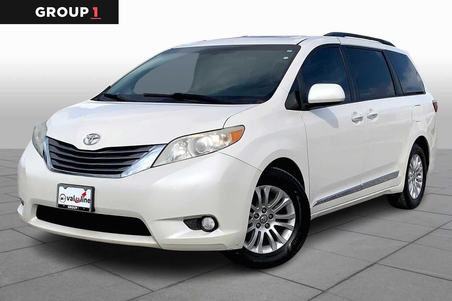 2017 Toyota Sienna XLE