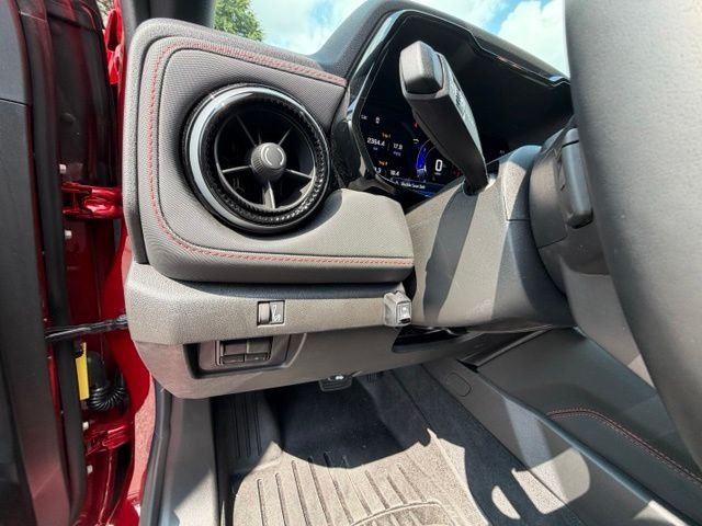 Used 2026 Red Chevrolet Z71 image 15