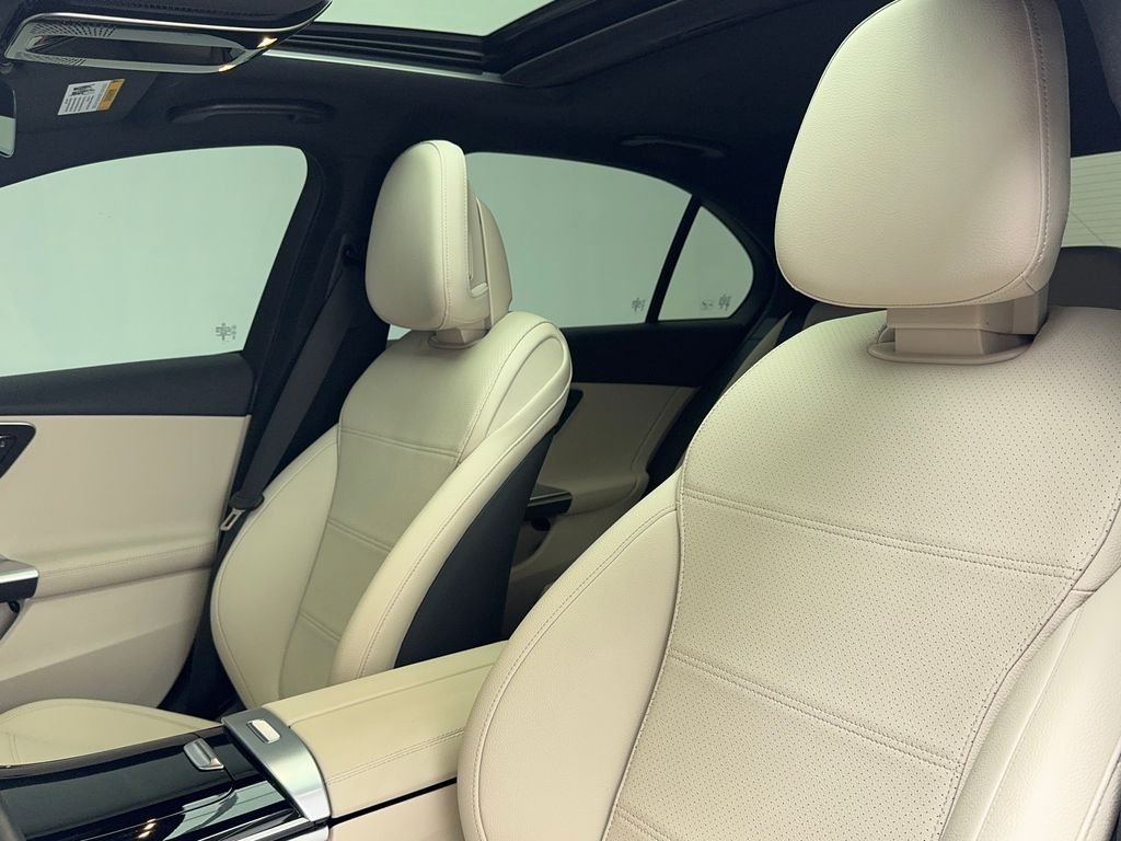 2024 Mercedes-Benz C-Class Sedan C 300 - Photo 39