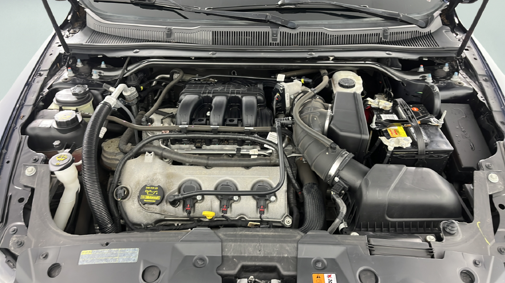 2012 Ford Taurus SEL - Photo 20
