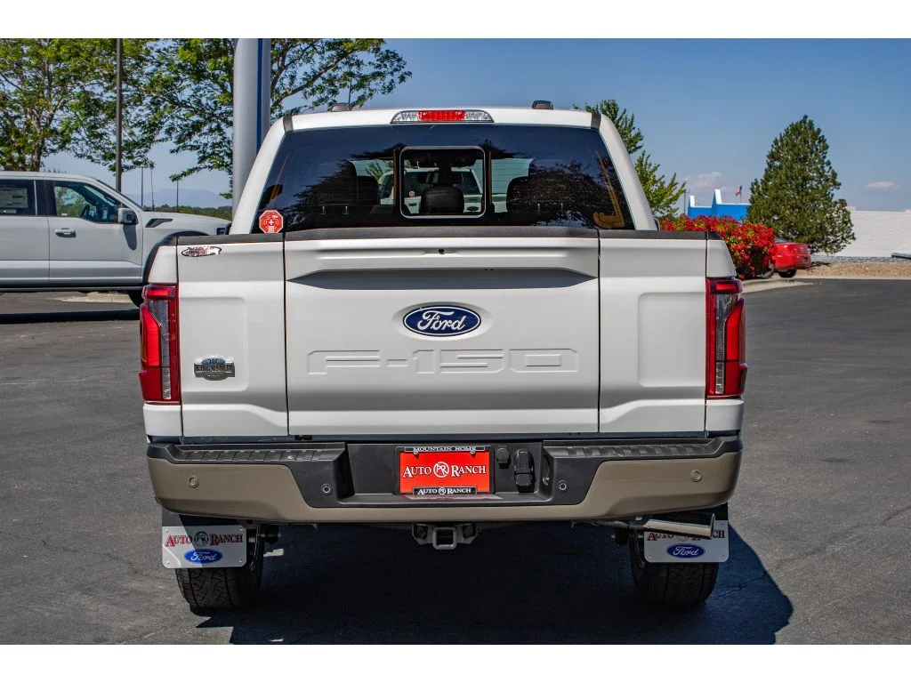 New 2026 Star White Metallic Tri-Coat Ford King Ranch image 7