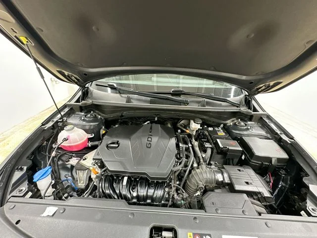 Used 2023 Black Kia LX image 18