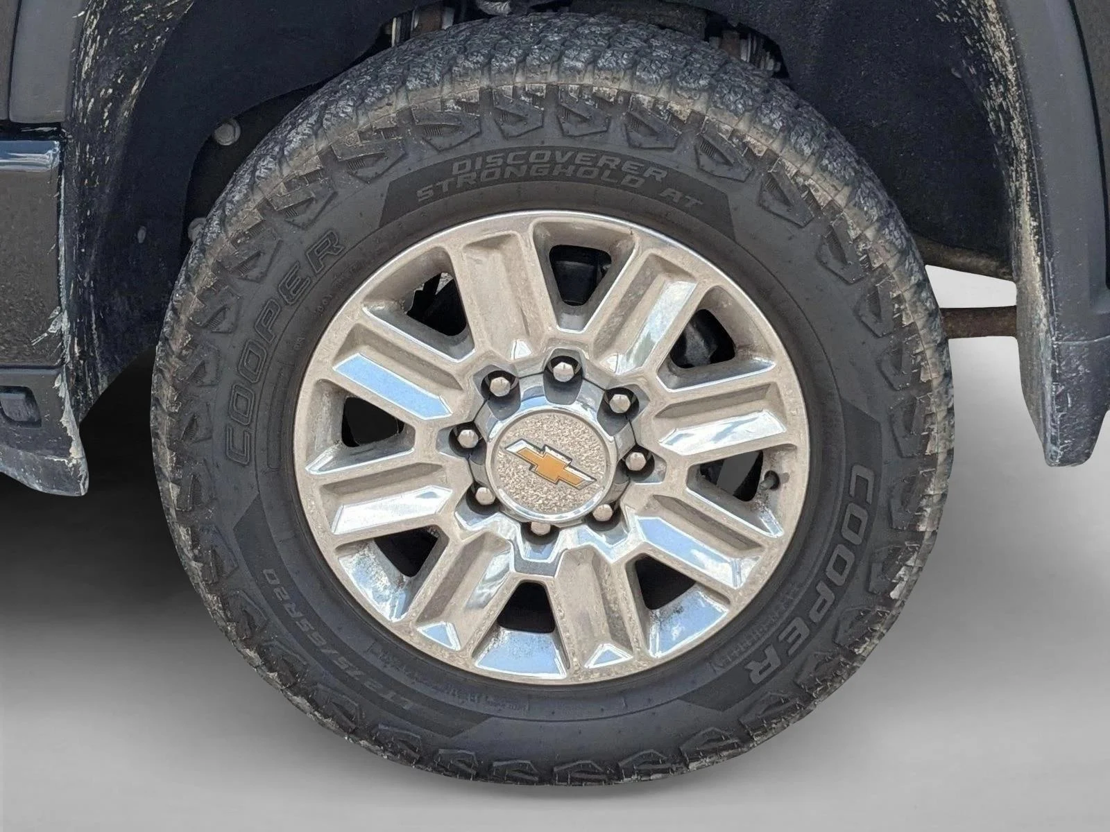 Used 2024 Black Chevrolet High Country image 10