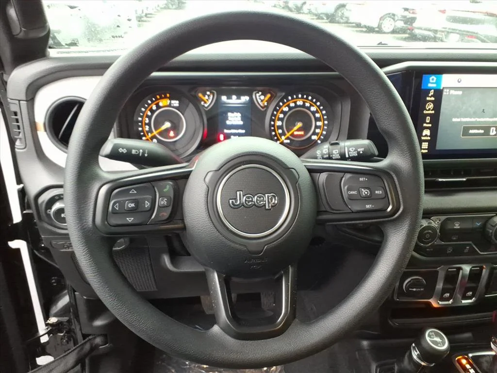 New 2026 Black Clear-Coat Exterior Paint Jeep Sport image 5