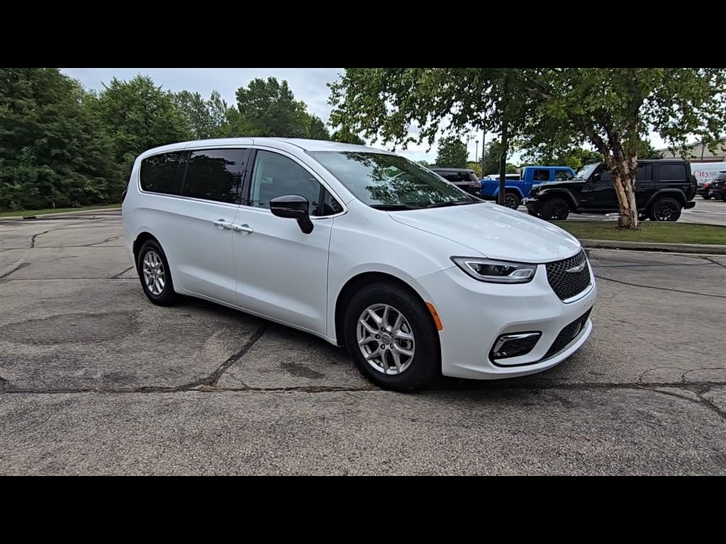 Certified Used 2024 White Chrysler Touring L image 12