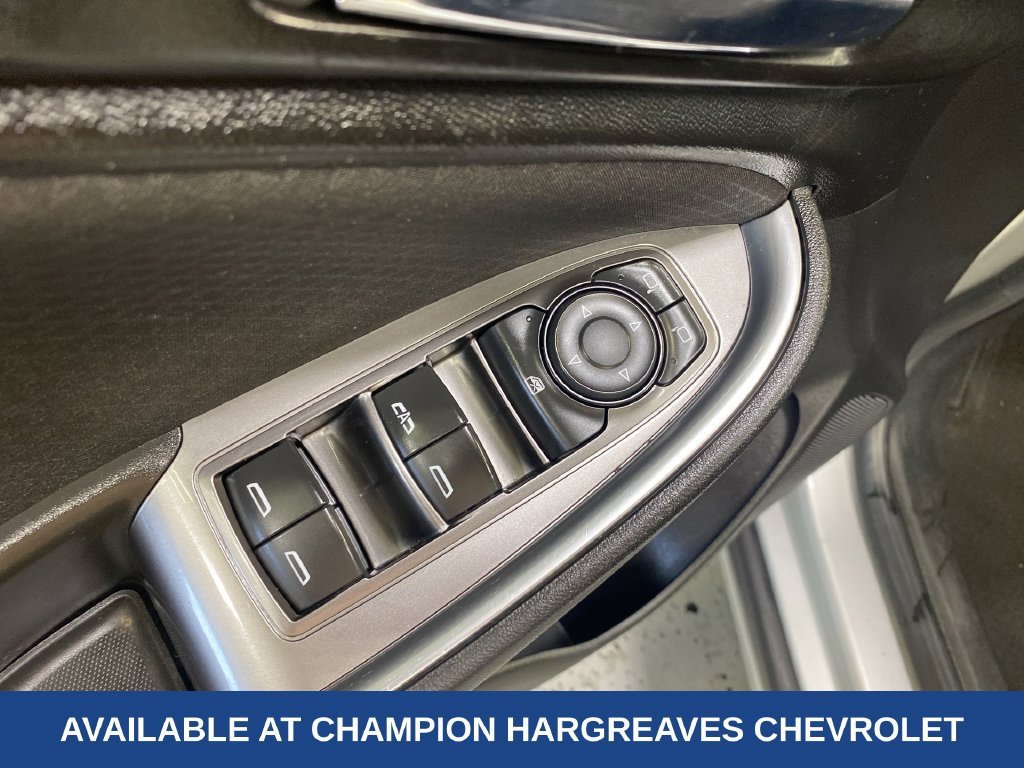 Used 2016 SILVER ICE METALLIC Chevrolet LT image 31