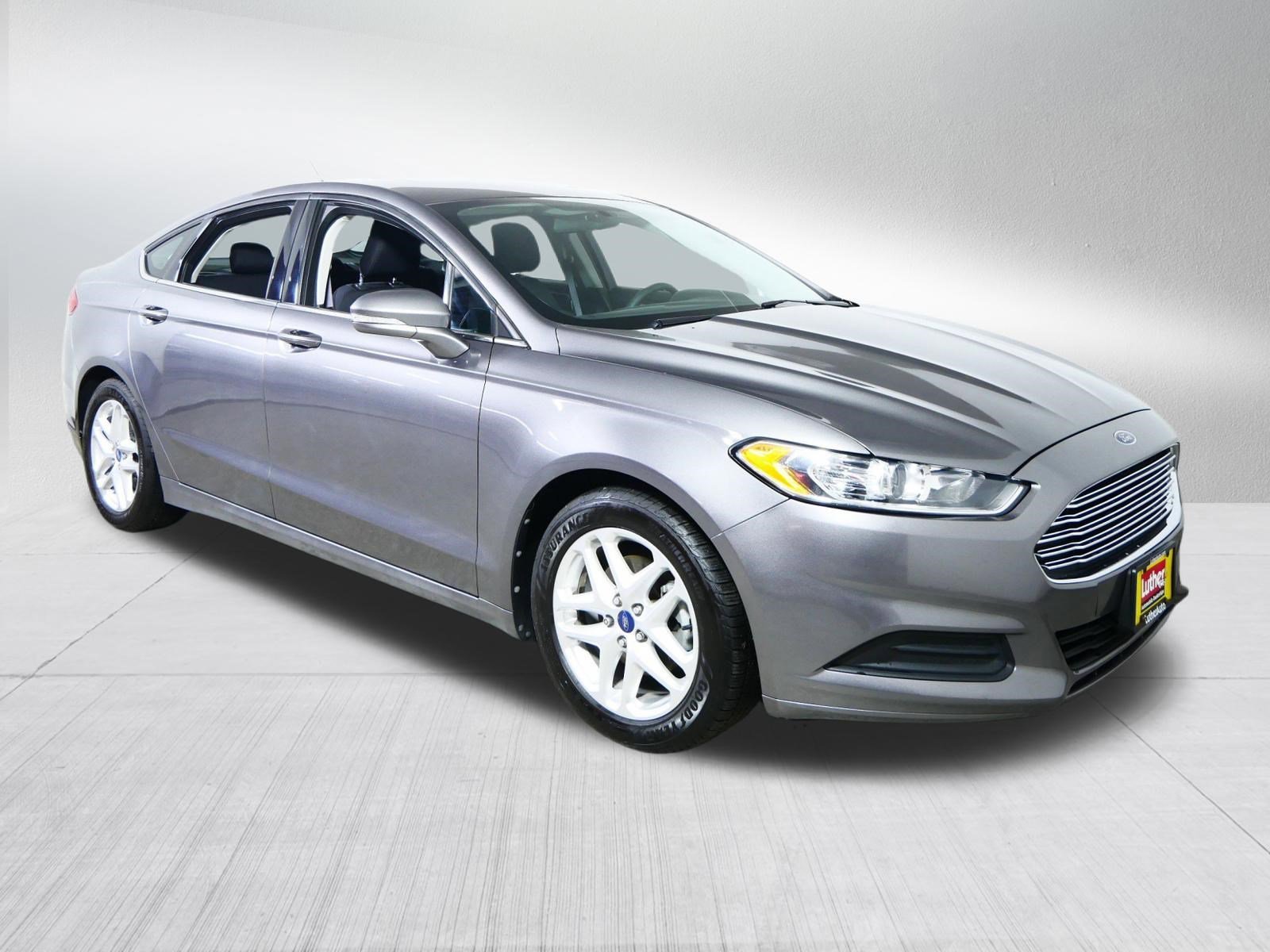 2013 Ford Fusion SE